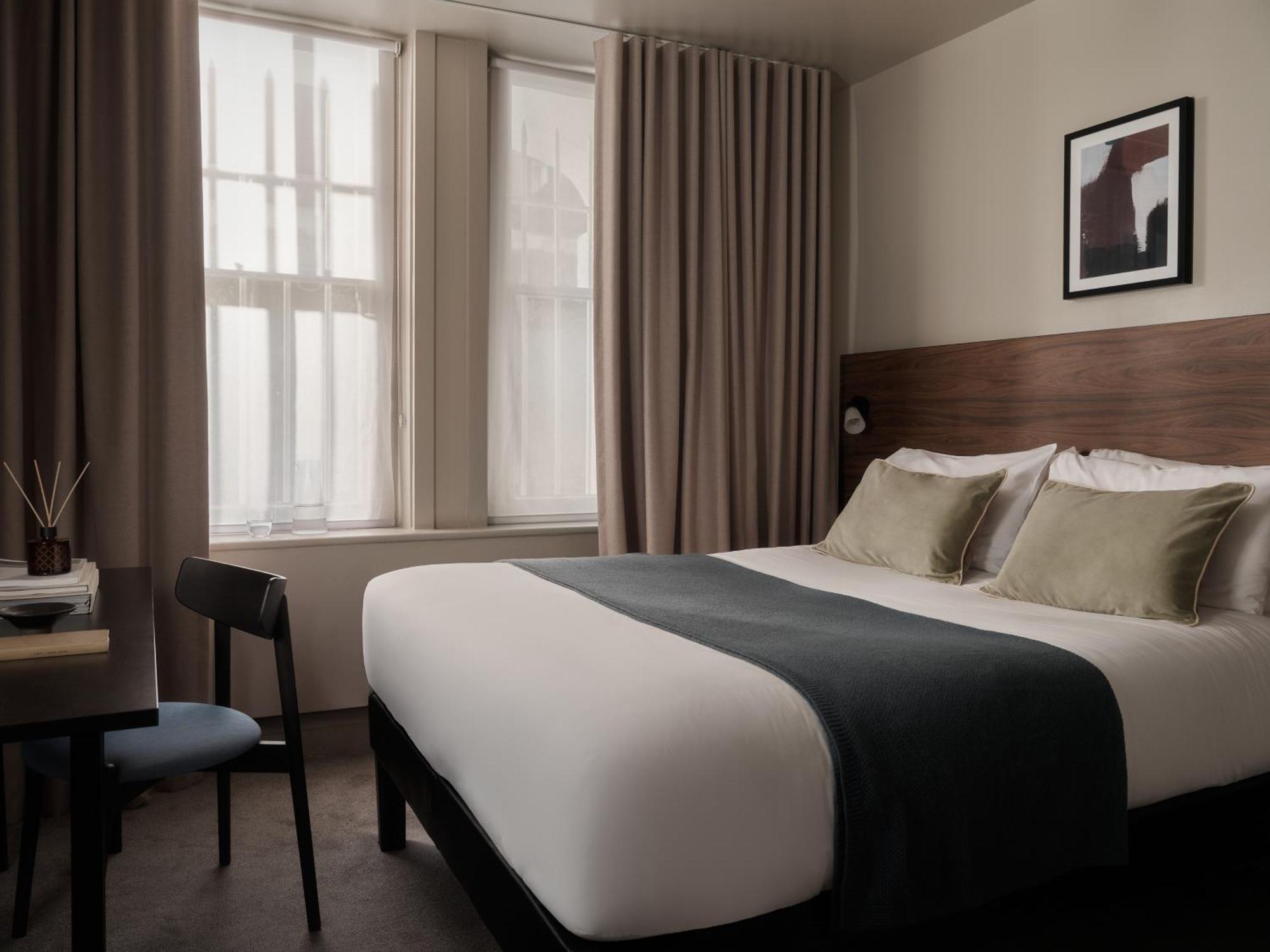 Compact Room - Lower Ground,1743795251:JPEG